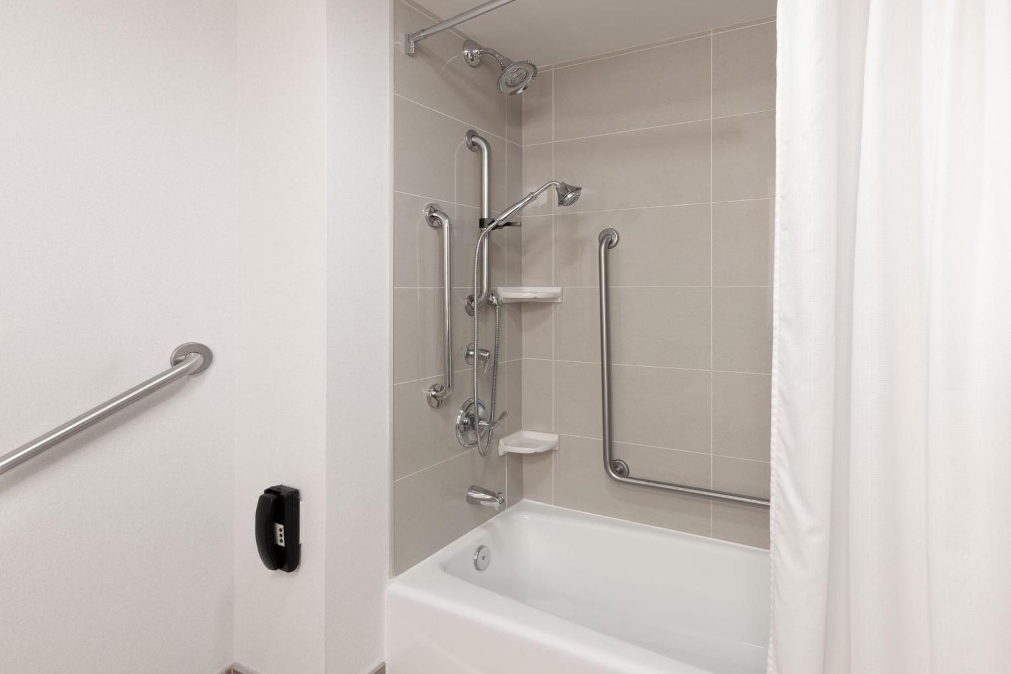 Towneplace Suites By Marriott Sudbury Eksteriør bilde