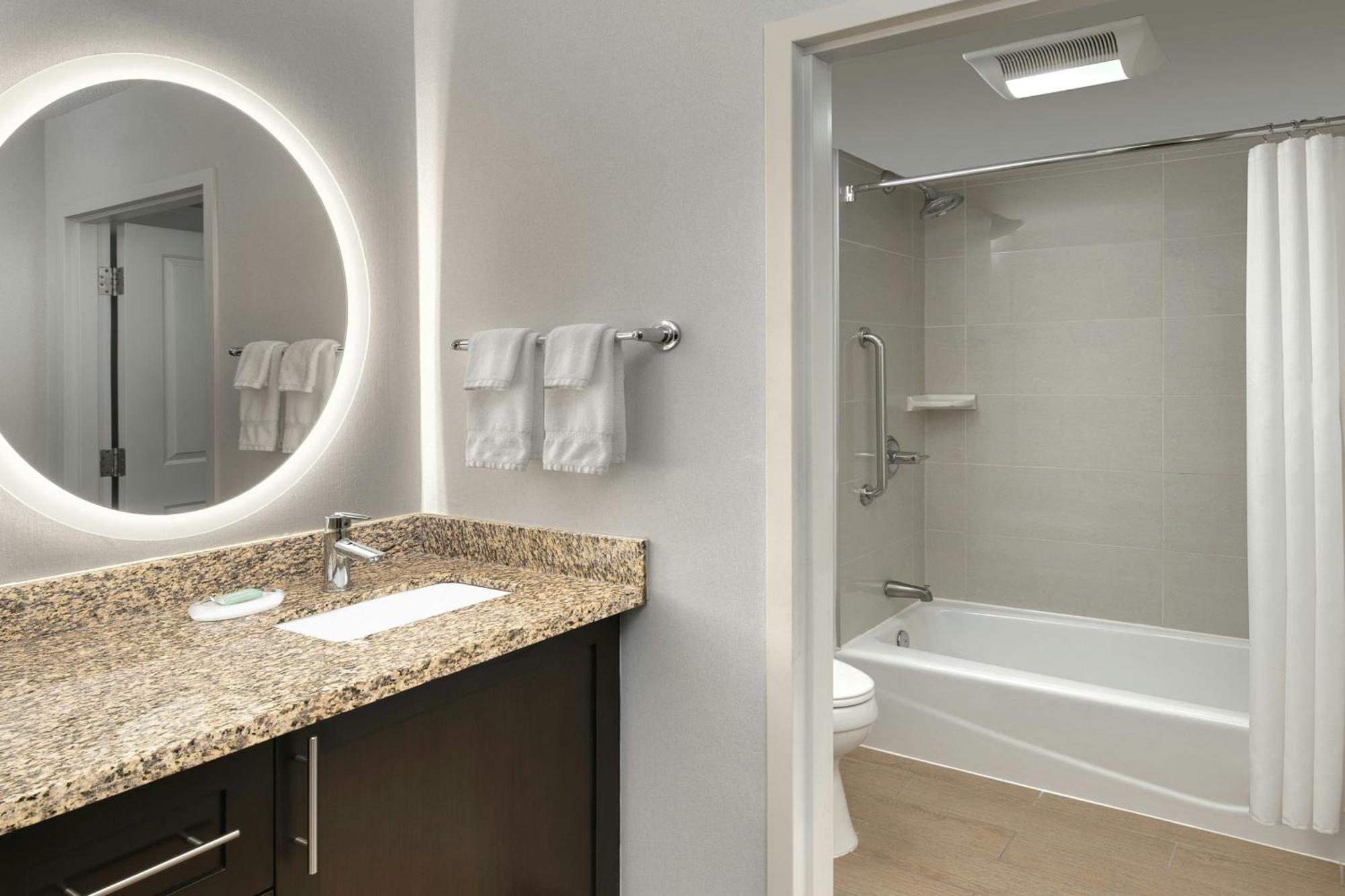 Towneplace Suites By Marriott Sudbury Eksteriør bilde