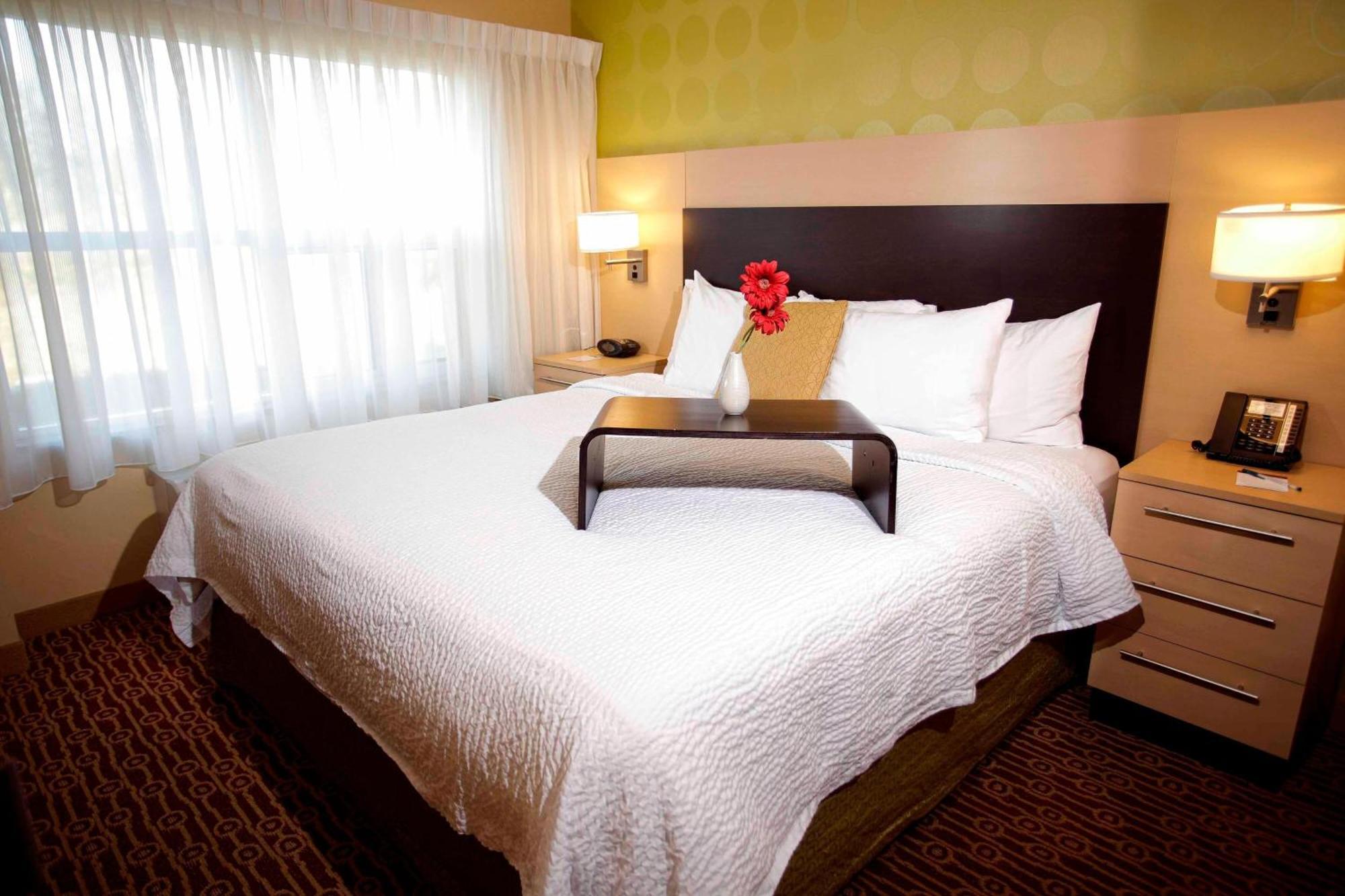 Towneplace Suites By Marriott Sudbury Eksteriør bilde