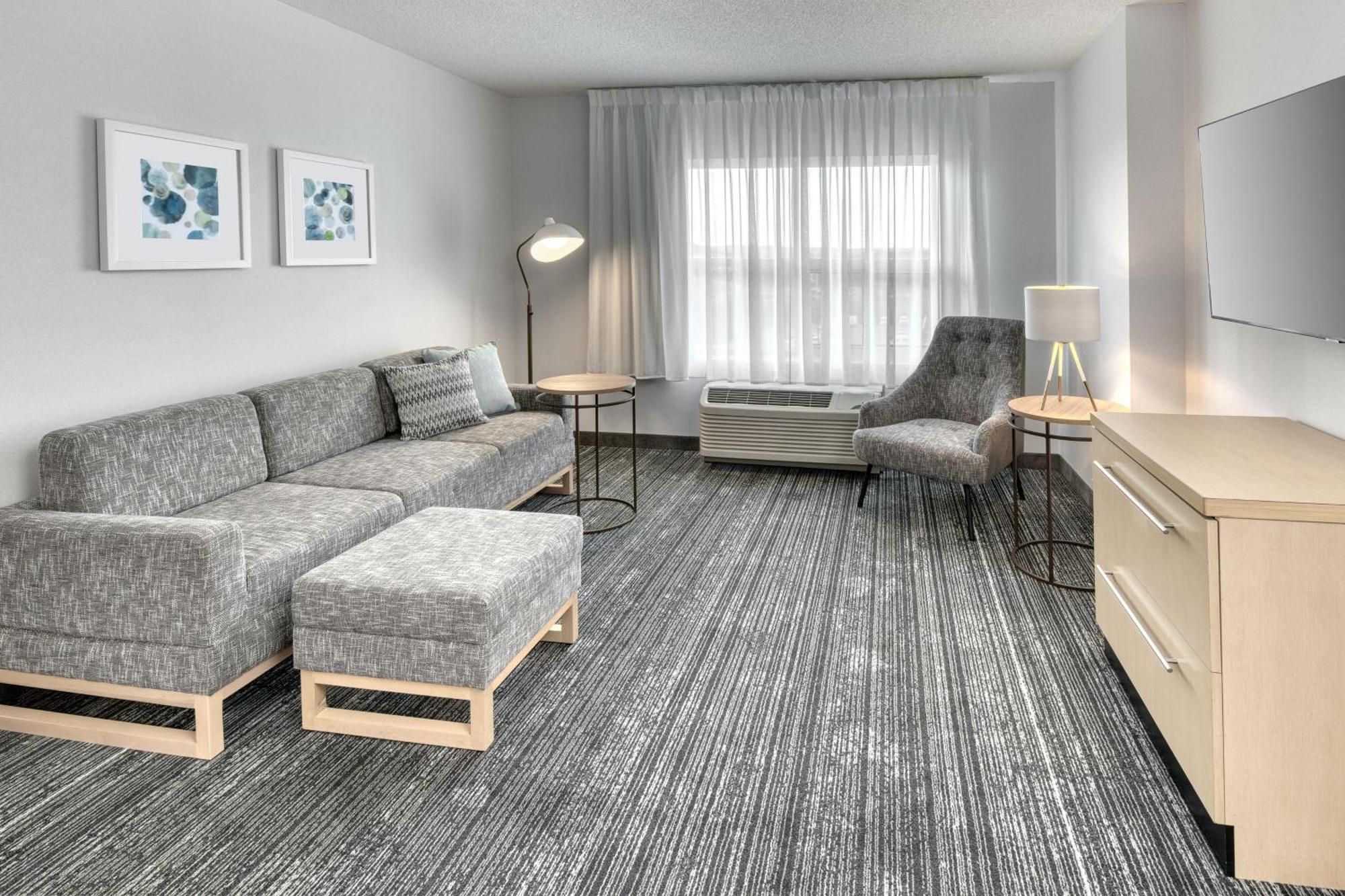 Towneplace Suites By Marriott Sudbury Eksteriør bilde